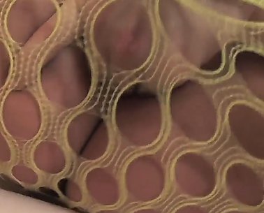 Sexy Brünette mit geiler Muschi massiert gut #3
