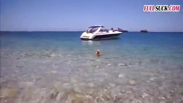 Julia de Lucia wird auf einer Yacht auf Mallorca gefickt #6