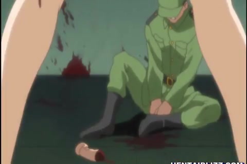 Zeichentrickporno Hentai - Mädchen wird gefesselt von Soldaten gefickt #8