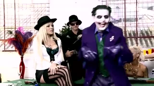 Delta White, Jasmine Black und Rio Lee in einer Orgie mit dem Joker #6