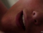 Kayden Kross knabbert lustvoll an der köstlichen jungen Stoya #3