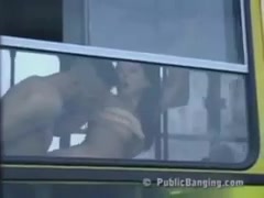 Unglaubliche Szene von Sex in einem öffentlichen Stadtbus WUNDERVOLL! #8