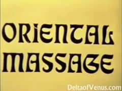 Klassische, vollbusige Asiatin - Heisser Sex nach der Massage #1