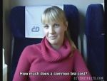 Die blonde Tschechin Veronika macht einen Blowjob in einem Zug #1