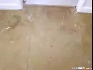 Heiße Blonde bumst im Badezimmer im Hundenstil #1