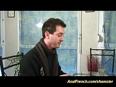 Französische Nutte wird beim Dreier anal bearbeitet #1