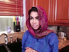 Das arabische Teen Ada wird in ihre Möse geknallt #2