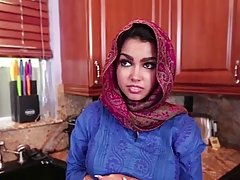 Das arabische Teen Ada wird in ihre Möse geknallt #3