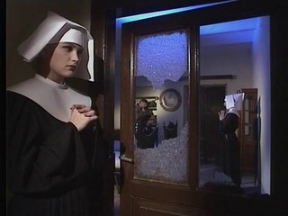 Ludrige Nonne kann der Verlockung zu ficken einfach nicht widerstehen #2