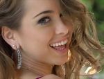 RIley Reid und Veruca James poppen miteinander