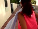Sexy Nikki Chase verteilt blowjob und sie liebt es einen Schwanz im Hals zu haben #1
