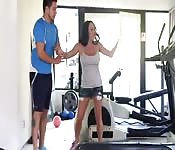 Extremer Blowjob im Fitnessstudio #1