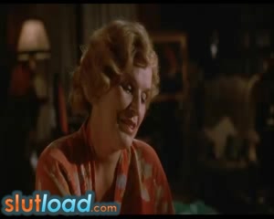 Sylvia Kristel - Mata Hari zwei super heiße Schlampen zeigen sich #4
