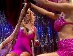 Striptease in Stumpfhose, blonde Lesbe vergnügt sich beim Strippen #21