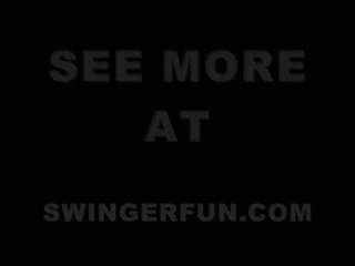 Echtes Swingervideo zeigt junge Darsteller bei einem flotten Dreier #18